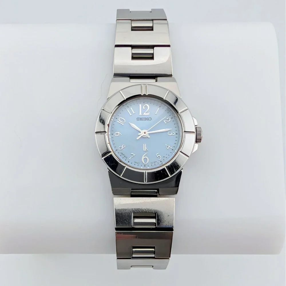 Vintage Seiko Lukia Women's Watch 4N21-1130 Blue MOP Dial Stainless Steel 5.75